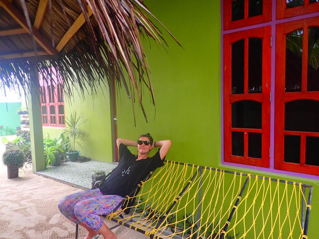 Chill Holidays Maldives Maamigili Island Exterior photo